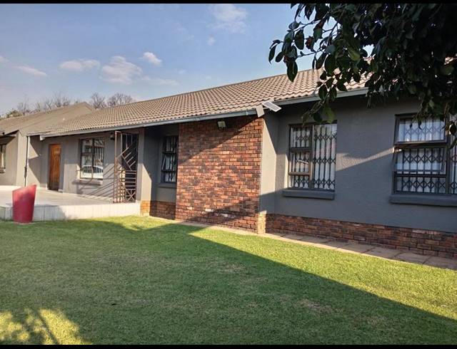 3 BEDROOM HOUSE FOR SALE IN BRAKPAN NORTH
